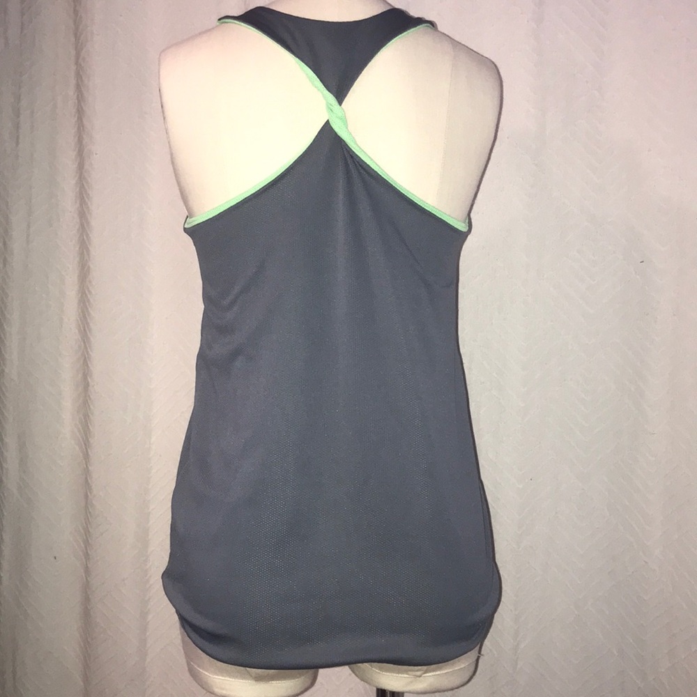 Fearless Running Tank - Picture 2 of 3